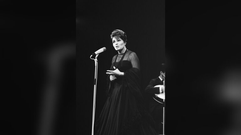 Bárbara Bandeira faz dueto com Amália Rodrigues num tema inédito