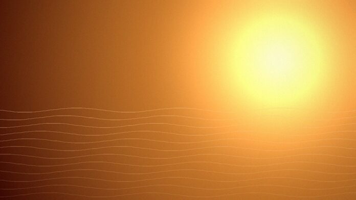 Sol intenso e ondas de calor sobre paisagem ao entardecer em Portugal